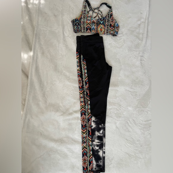 COPY - Multicolored Leggings / Sports Bra Matching Set - Picture 2 of 3